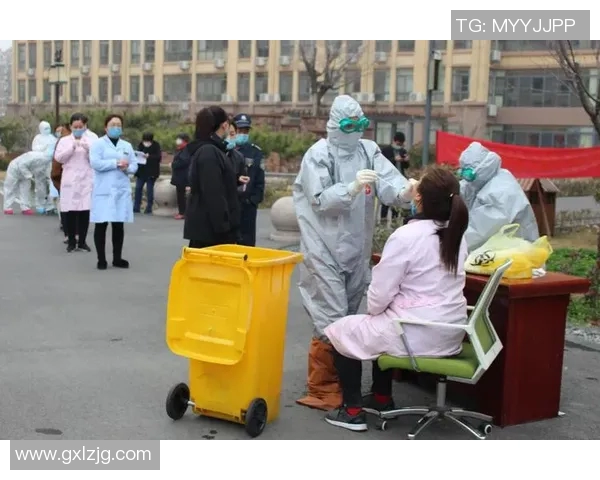 疫情期间足球明星的生活与公益活动全景探秘 疫情期间足球明星的生活与公益活动全景探秘